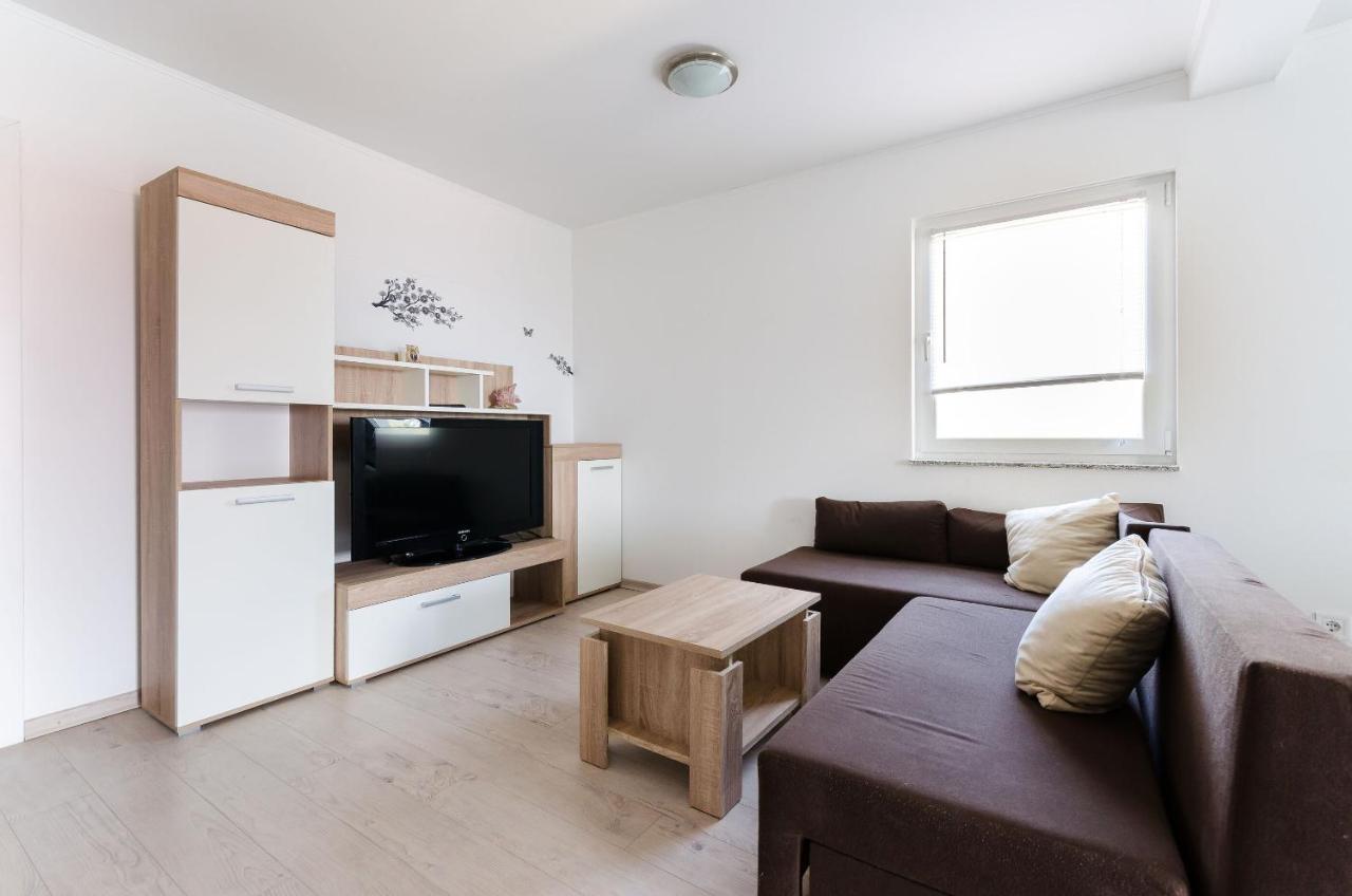 Apartments Ester Lopar Exterior foto
